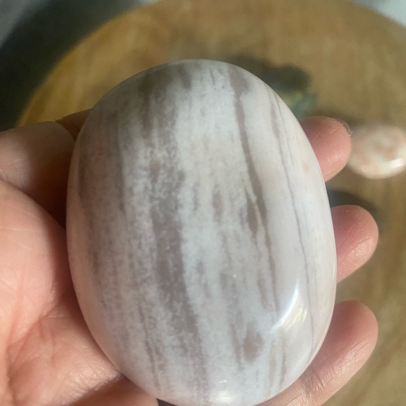 Crystal Palm Stones Bundle - Picture 6 of 7